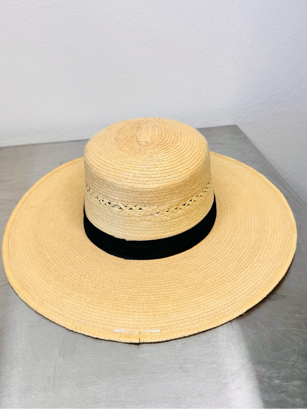 NWOT Sun Body Hats Straw Wide Brim Trendy Palm Leaves Leaf Straw Hat 7 1/8